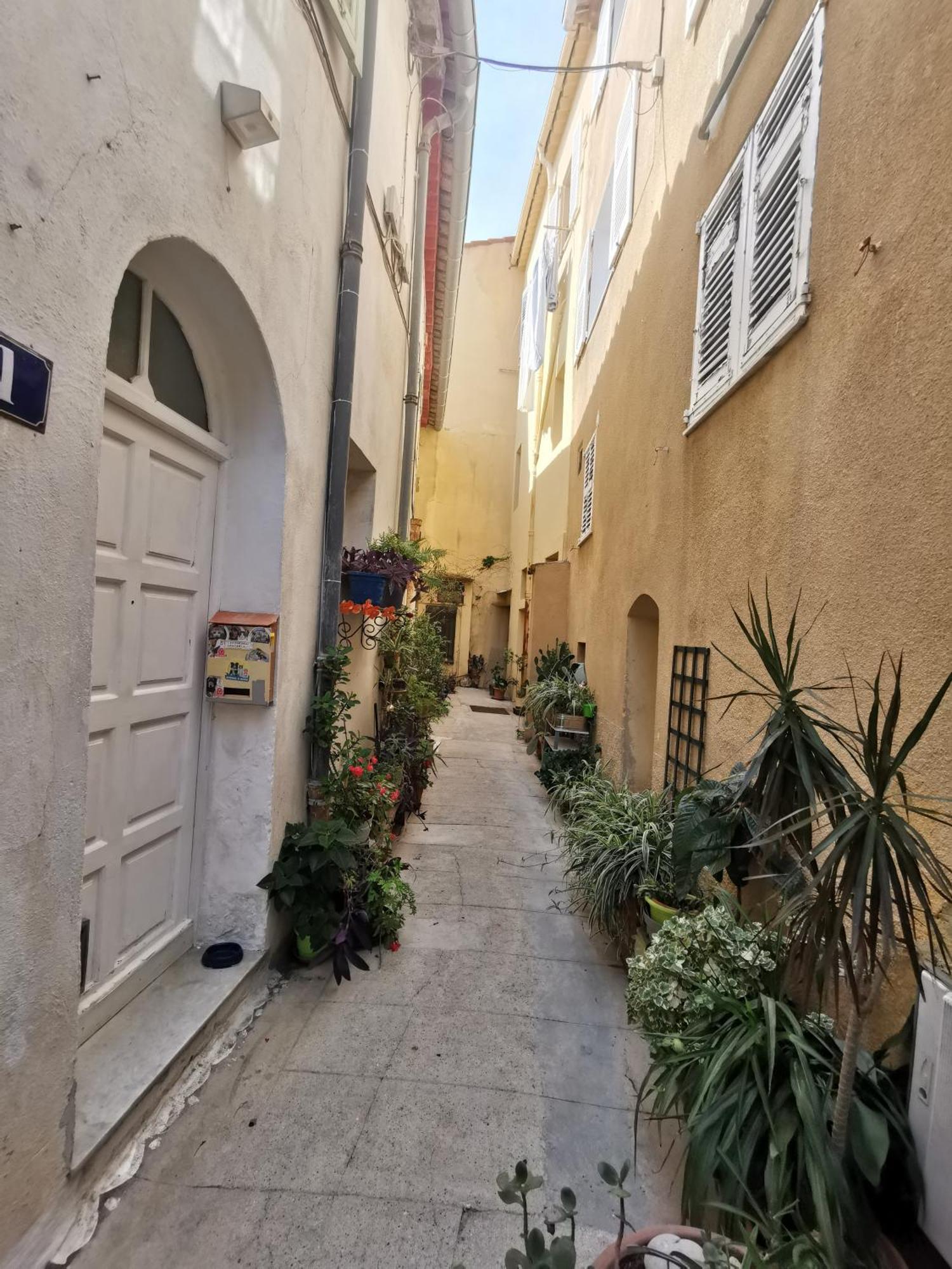 Vieille Ville De Menton Bagian luar foto