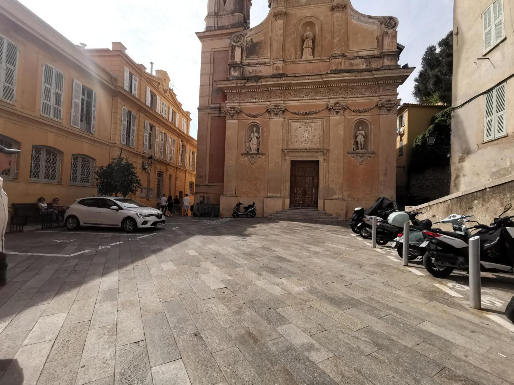 Vieille Ville De Menton Bagian luar foto